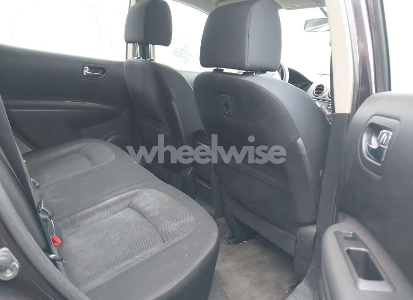 Photo 8 of 2015 Nissan Rogue SELECT S (VIN JN8AS5MT3FW662214)