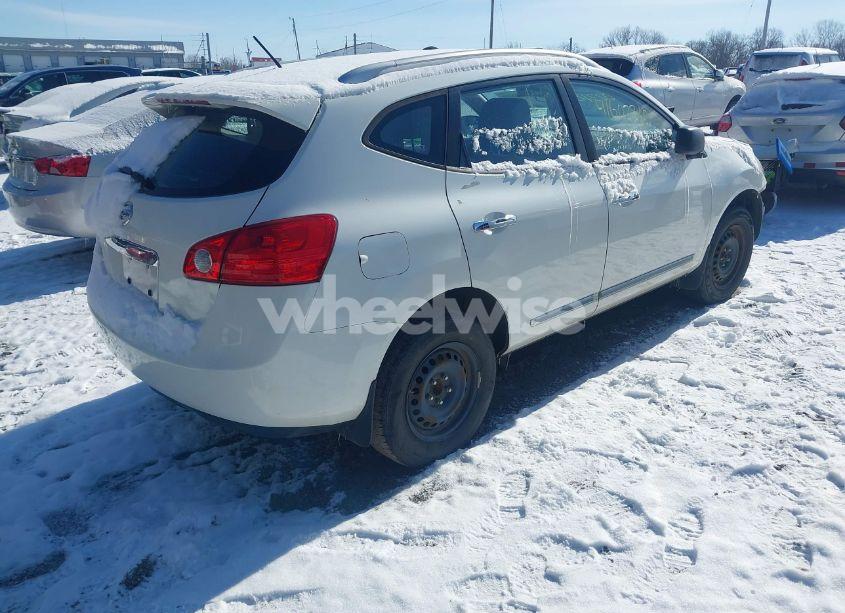 Photo 4 of 2015 Nissan Rogue SELECT S (VIN JN8AS5MT3FW671818)