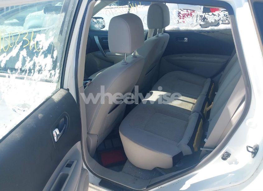 Photo 8 of 2015 Nissan Rogue SELECT S (VIN JN8AS5MT3FW671818)