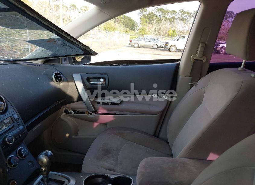 Photo 5 of 2010 Nissan Rogue S (VIN JN8AS5MT4AW002742)