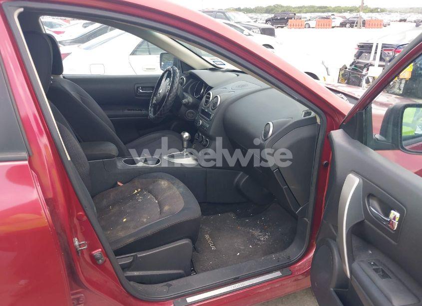 Photo 5 of 2010 Nissan Rogue SL (VIN JN8AS5MT4AW009156)