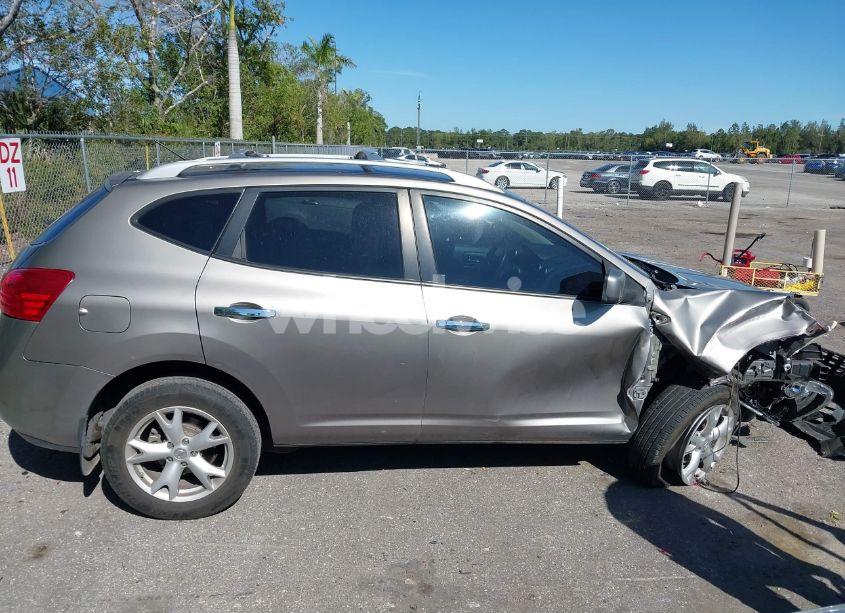 Photo 13 of 2010 Nissan Rogue SL (VIN JN8AS5MT4AW014003)