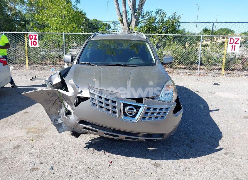 Photo 6 of 2010 Nissan Rogue SL (VIN JN8AS5MT4AW014003)