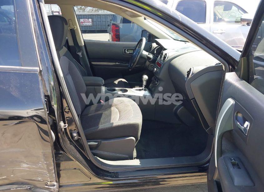 Photo 5 of 2010 Nissan Rogue SL (VIN JN8AS5MT4AW020495)