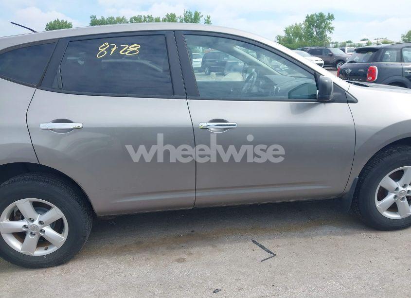 Photo 15 of 2010 Nissan Rogue S (VIN JN8AS5MT4AW021341)