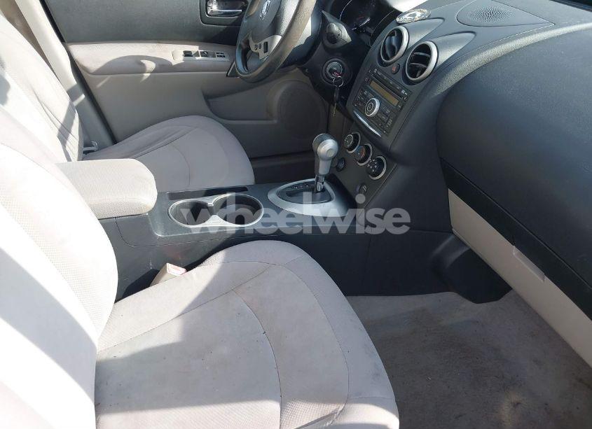 Photo 5 of 2011 Nissan Rogue S (VIN JN8AS5MT4BW155798)