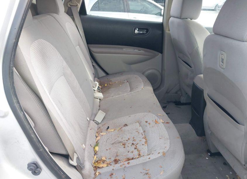 Photo 8 of 2011 Nissan Rogue SV (VIN JN8AS5MT4BW157955)