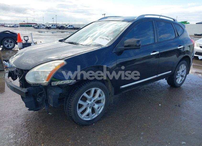 Photo 2 of 2011 Nissan Rogue SV (VIN JN8AS5MT4BW169619)