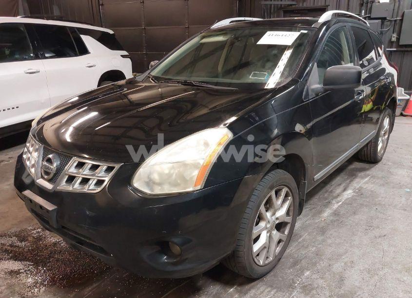 Photo 2 of 2011 Nissan Rogue SV (VIN JN8AS5MT4BW181639)