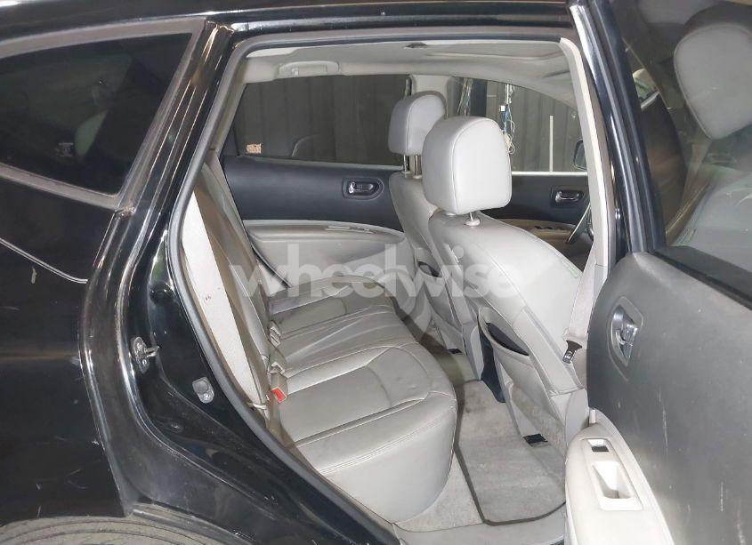 Photo 8 of 2011 Nissan Rogue SV (VIN JN8AS5MT4BW181639)