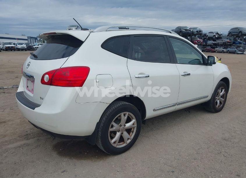 Photo 4 of 2011 Nissan Rogue SV (VIN JN8AS5MT4BW182063)