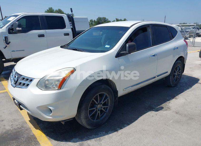 Photo 2 of 2011 Nissan Rogue S (VIN JN8AS5MT4BW186582)