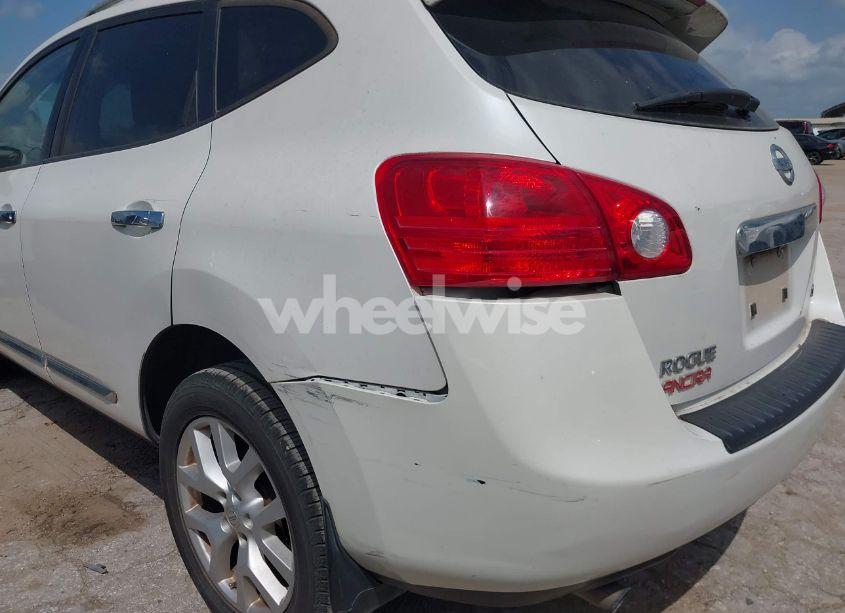 Photo 6 of 2011 Nissan Rogue SV (VIN JN8AS5MT4BW188834)