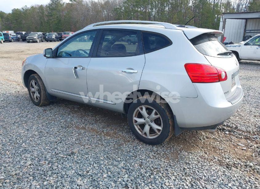 Photo 3 of 2011 Nissan Rogue SV (VIN JN8AS5MT4BW569650)