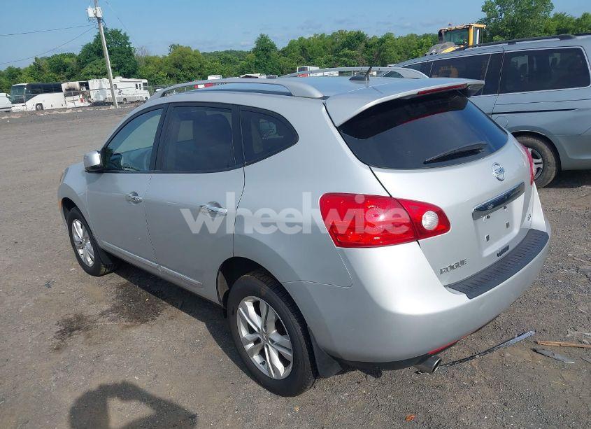 Photo 3 of 2012 Nissan Rogue SV (VIN JN8AS5MT4CW282438)