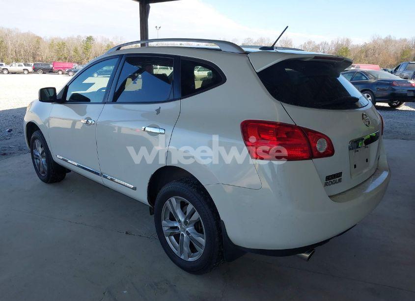 Photo 3 of 2012 Nissan Rogue SV (VIN JN8AS5MT4CW284044)