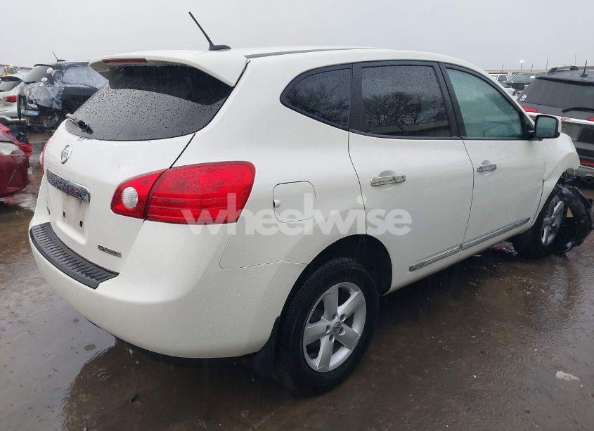 Photo 4 of 2013 Nissan Rogue S (VIN JN8AS5MT4DW026690)