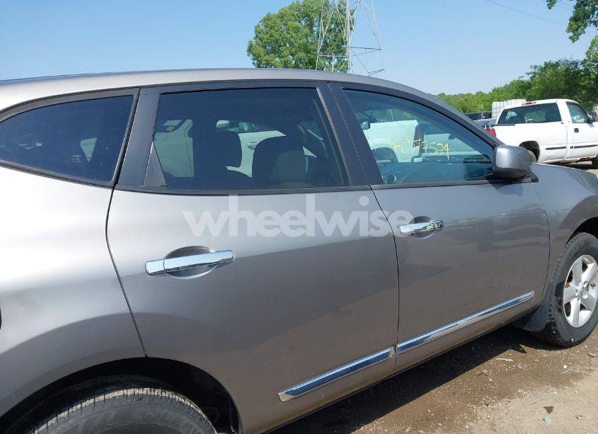 Photo 13 of 2013 Nissan Rogue S (VIN JN8AS5MT4DW041688)