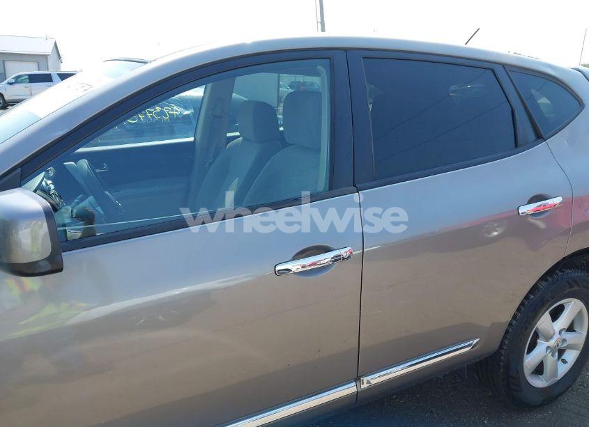 Photo 14 of 2013 Nissan Rogue S (VIN JN8AS5MT4DW041688)