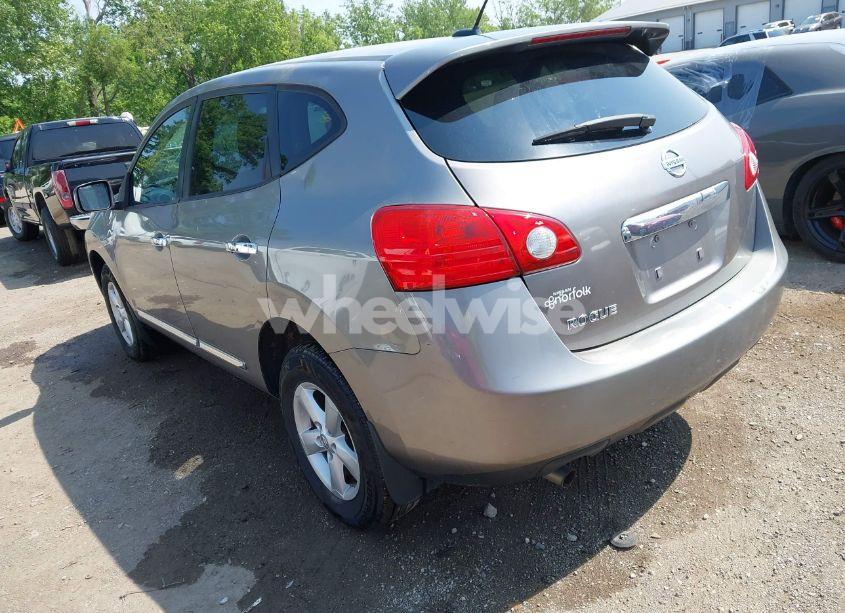 Photo 3 of 2013 Nissan Rogue S (VIN JN8AS5MT4DW041688)