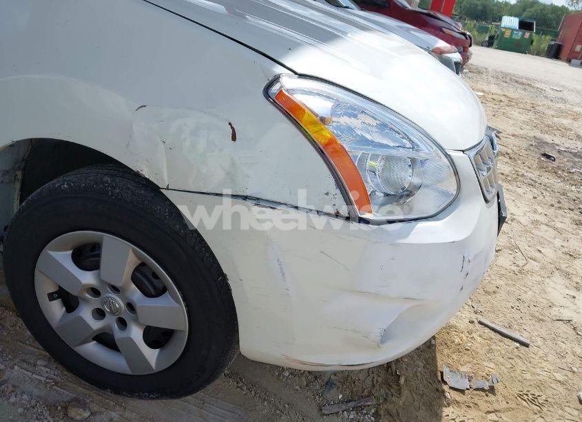 Photo 6 of 2013 Nissan Rogue S (VIN JN8AS5MT4DW539552)