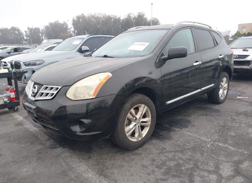 Photo 2 of 2013 Nissan Rogue SV (VIN JN8AS5MT4DW544895)
