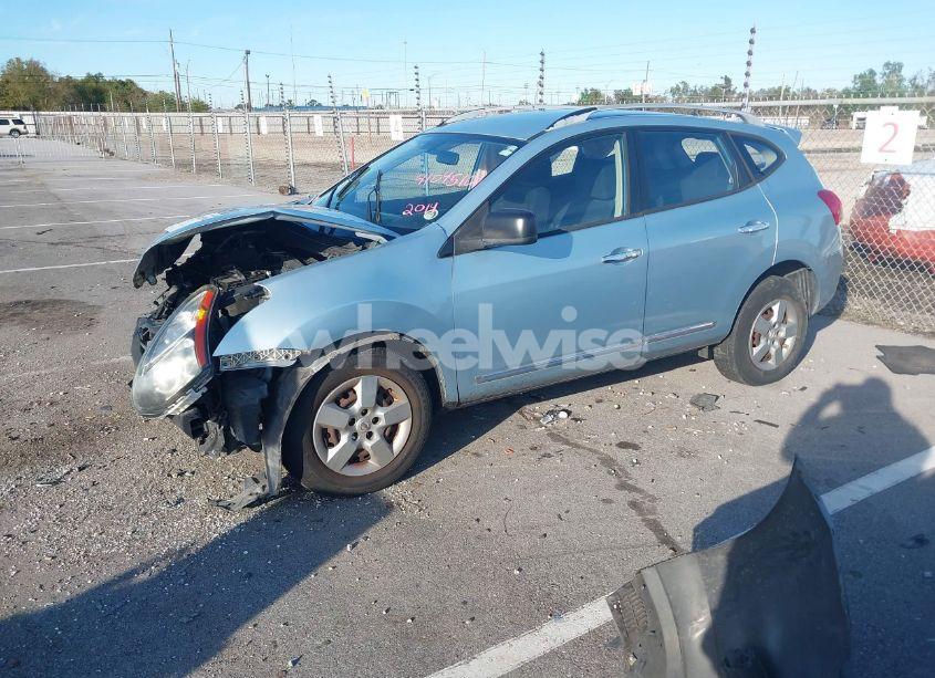 Photo 2 of 2014 Nissan Rogue SELECT S (VIN JN8AS5MT4EW103172)