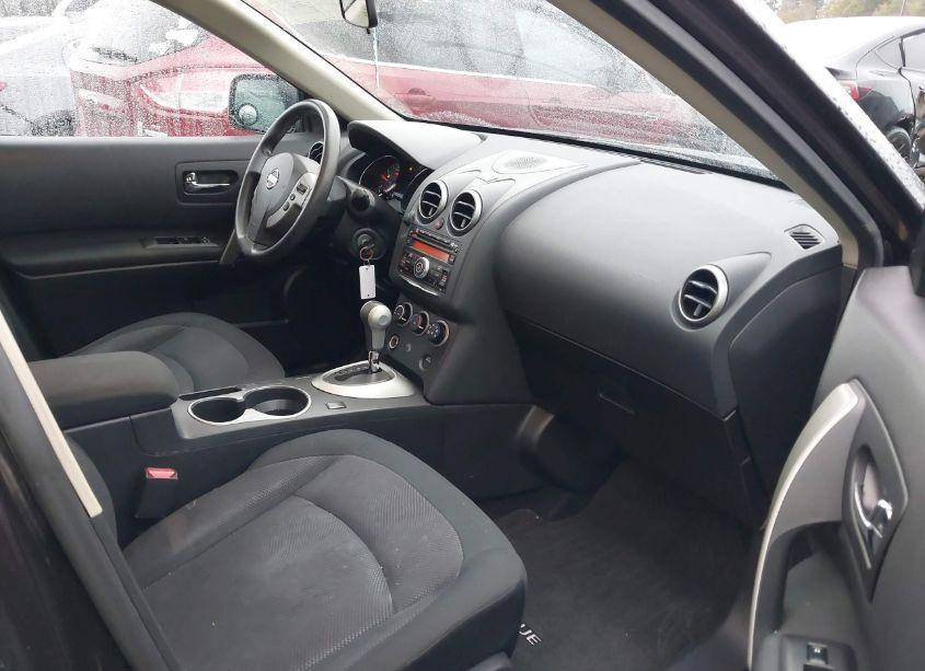 Photo 5 of 2014 Nissan Rogue SELECT S (VIN JN8AS5MT4EW610461)