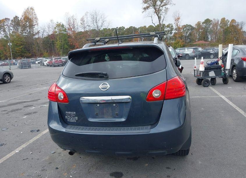 Photo 16 of 2015 Nissan Rogue SELECT S (VIN JN8AS5MT4FW162787)