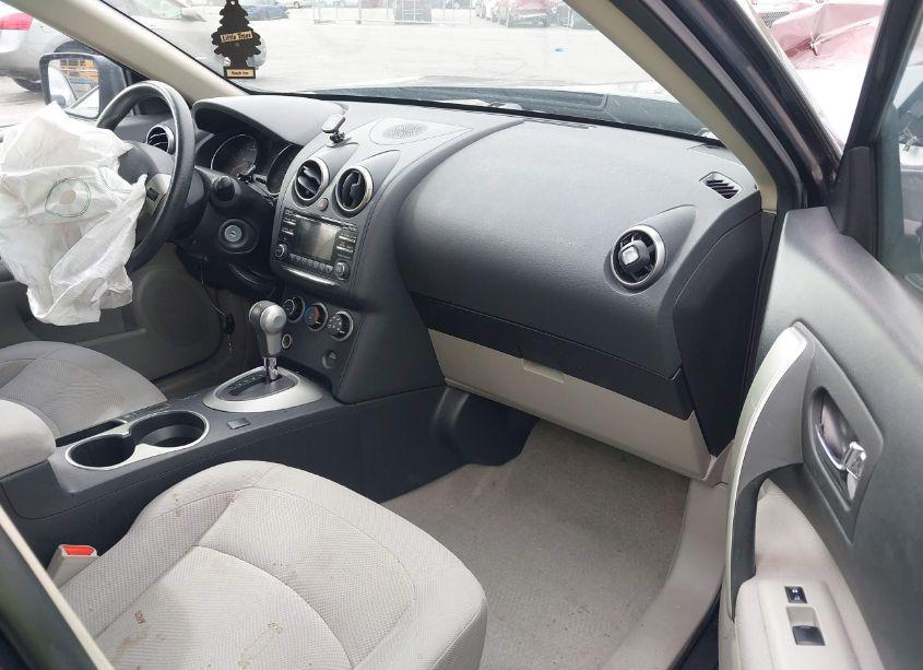 Photo 5 of 2015 Nissan Rogue SELECT S (VIN JN8AS5MT4FW162787)