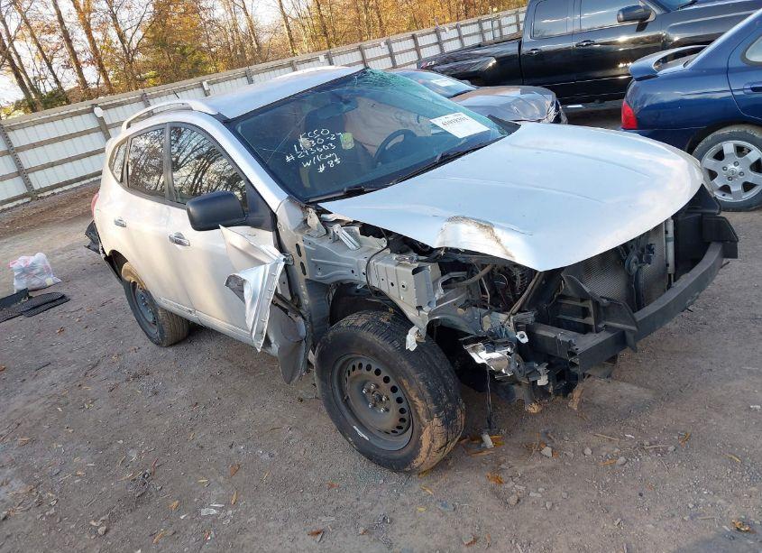 2015 Nissan Rogue SELECT S (VIN JN8AS5MT4FW164801) main photo