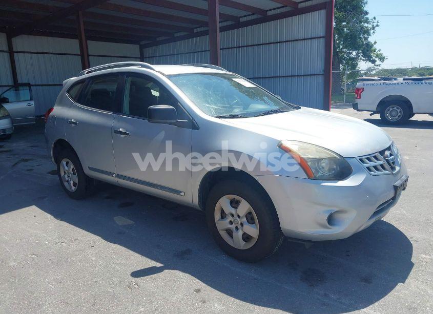 2015 Nissan Rogue SELECT S (VIN JN8AS5MT4FW658611) main photo