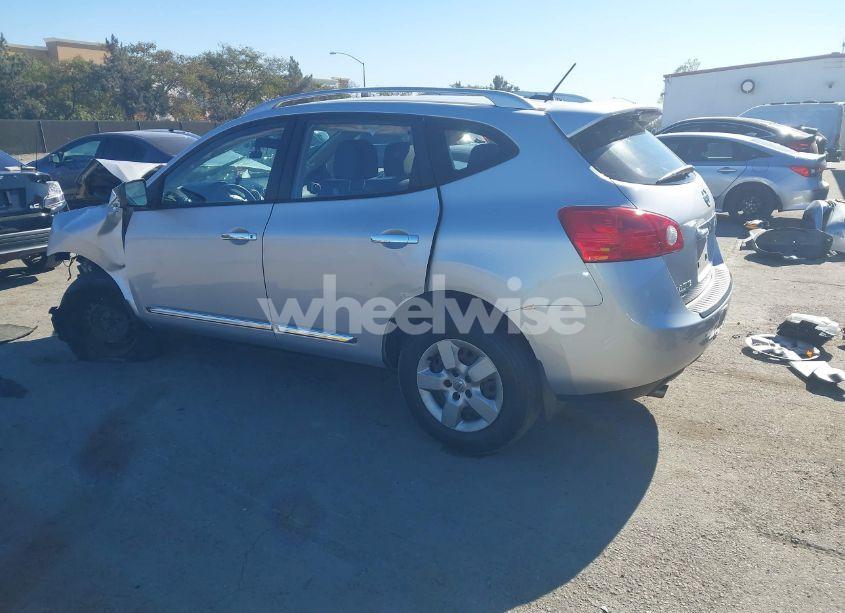 Photo 3 of 2015 Nissan Rogue SELECT S (VIN JN8AS5MT4FW663405)