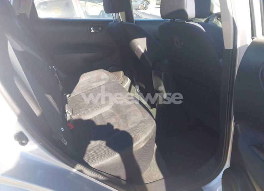 Photo 8 of 2015 Nissan Rogue SELECT S (VIN JN8AS5MT4FW663405)