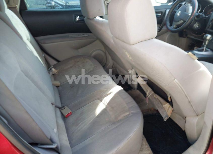 Photo 8 of 2010 Nissan Rogue S (VIN JN8AS5MT5AW004550)