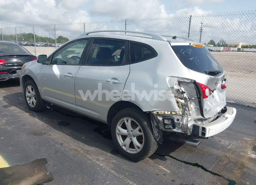 Photo 3 of 2010 Nissan Rogue SL (VIN JN8AS5MT5AW005522)