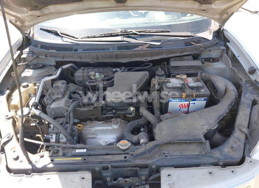 Photo 10 of 2010 Nissan Rogue S (VIN JN8AS5MT5AW024183)