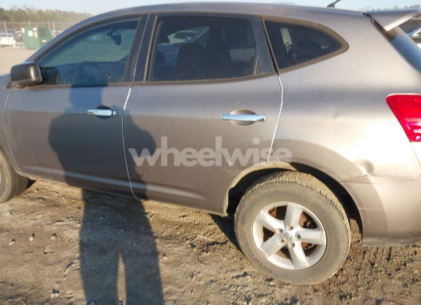 Photo 14 of 2010 Nissan Rogue S (VIN JN8AS5MT5AW505910)