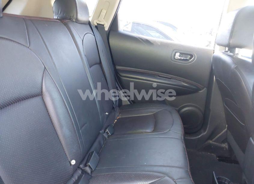 Photo 8 of 2010 Nissan Rogue SL (VIN JN8AS5MT5AW506054)