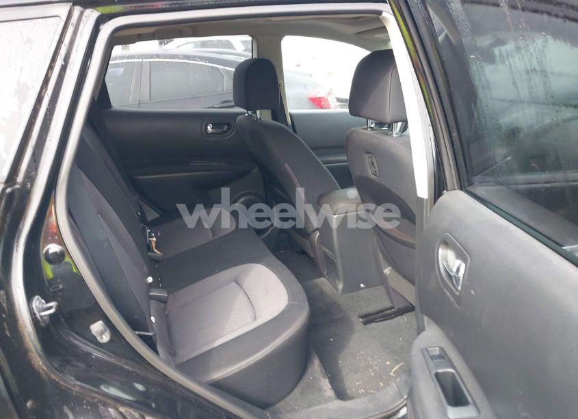 Photo 8 of 2011 Nissan Rogue SV (VIN JN8AS5MT5BW161738)