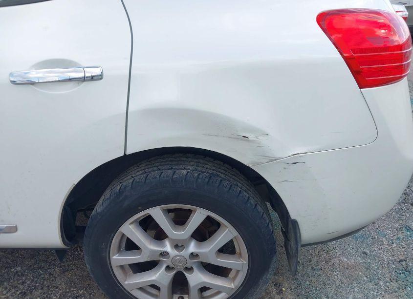 Photo 6 of 2011 Nissan Rogue SV (VIN JN8AS5MT5BW165482)