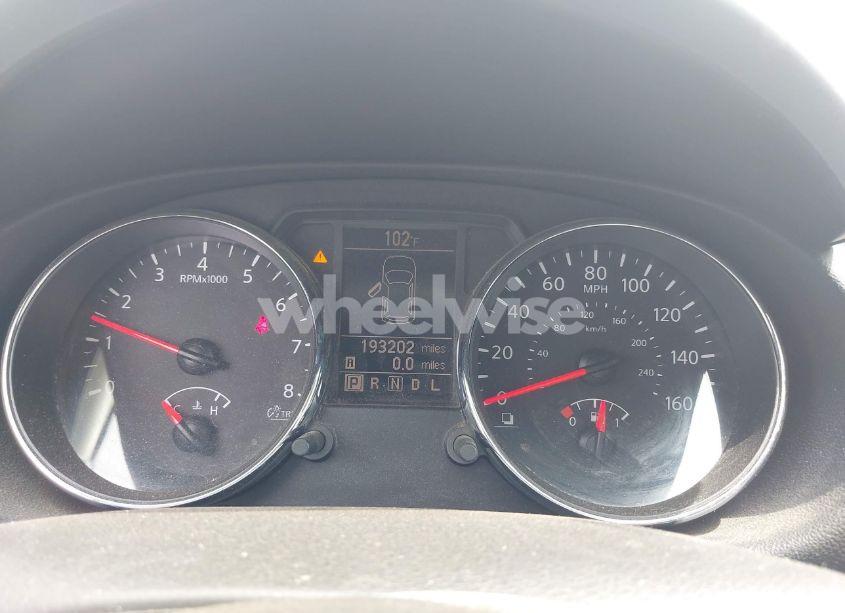 Photo 7 of 2011 Nissan Rogue S (VIN JN8AS5MT5BW171945)