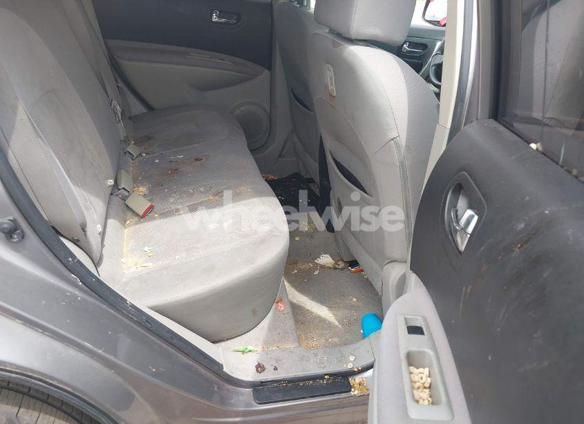 Photo 8 of 2011 Nissan Rogue S (VIN JN8AS5MT5BW171945)