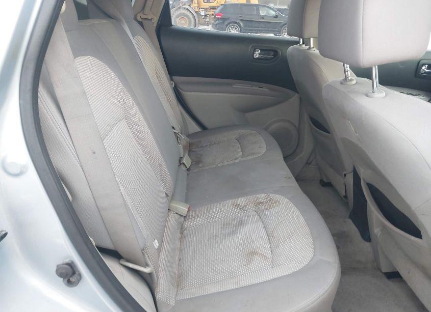 Photo 8 of 2012 Nissan Rogue SV (VIN JN8AS5MT5CW267429)