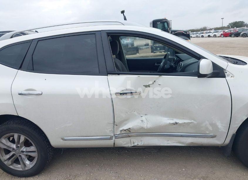 Photo 13 of 2012 Nissan Rogue SV (VIN JN8AS5MT5CW268466)