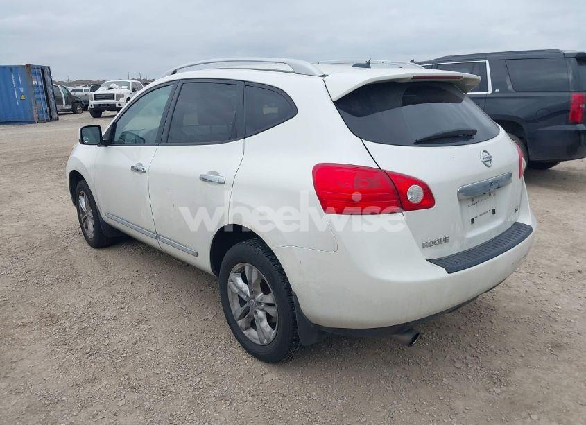 Photo 3 of 2012 Nissan Rogue SV (VIN JN8AS5MT5CW268466)