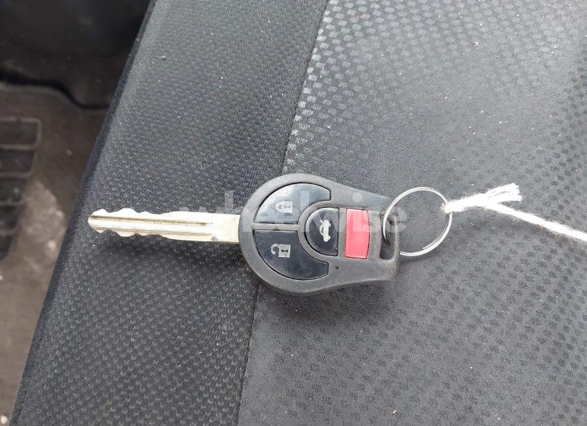 Photo 11 of 2012 Nissan Rogue S (VIN JN8AS5MT5CW606769)