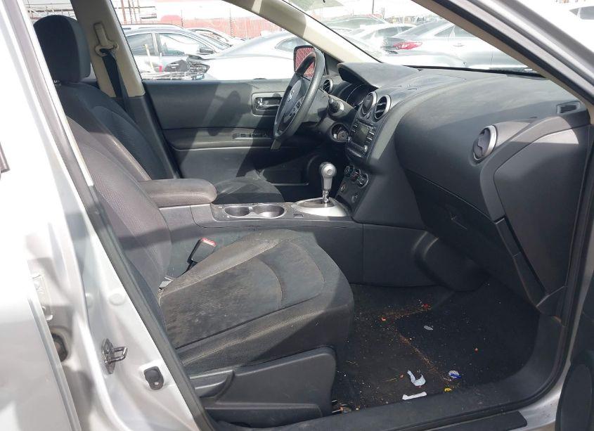 Photo 5 of 2013 Nissan Rogue S (VIN JN8AS5MT5DW018050)