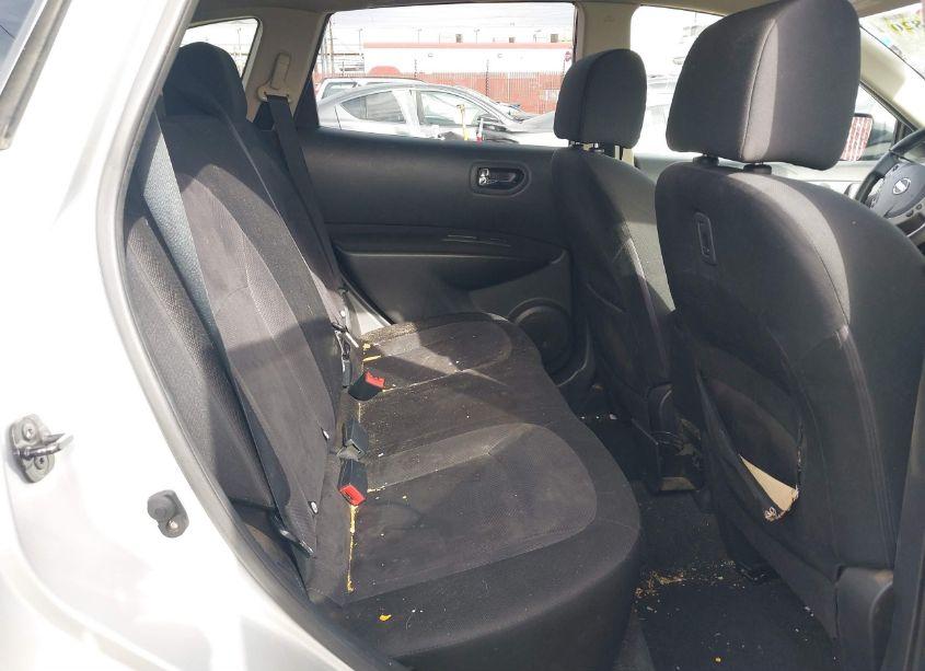 Photo 8 of 2013 Nissan Rogue S (VIN JN8AS5MT5DW018050)