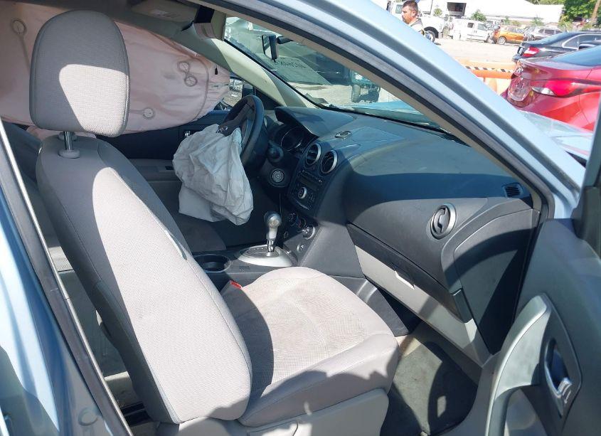 Photo 5 of 2013 Nissan Rogue S (VIN JN8AS5MT5DW025757)